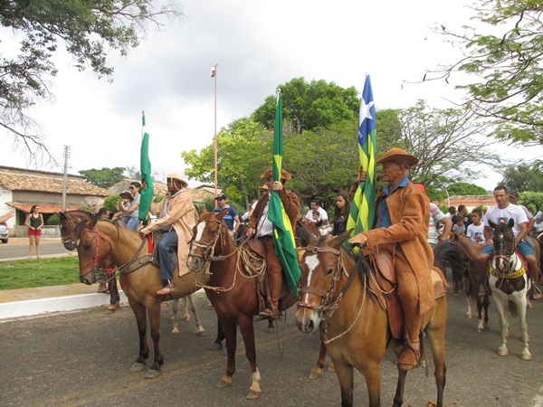 XXIV Semana Cultural: Cavalgada dos Vaqueiros - Imagem 8