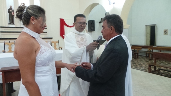 Vereador Lourival diz sim a amada Valdina - Imagem 4