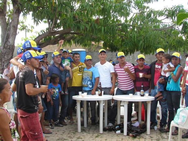 Prefeito Edílson Capote organiza reunião com autoridades e a população em geral - Imagem 20