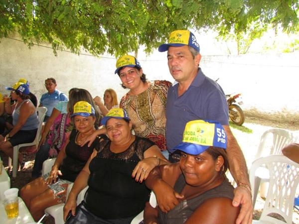 Prefeito Edílson Capote organiza reunião com autoridades e a população em geral - Imagem 14