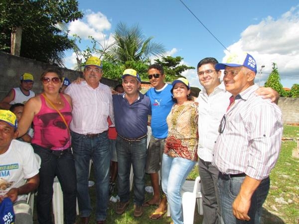 Prefeito Edílson Capote organiza reunião com autoridades e a população em geral - Imagem 32