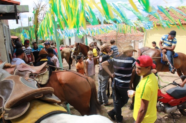 Procissão de São Pedro reuniu milhares de fies nas margens do rio Parnaiba - Imagem 78