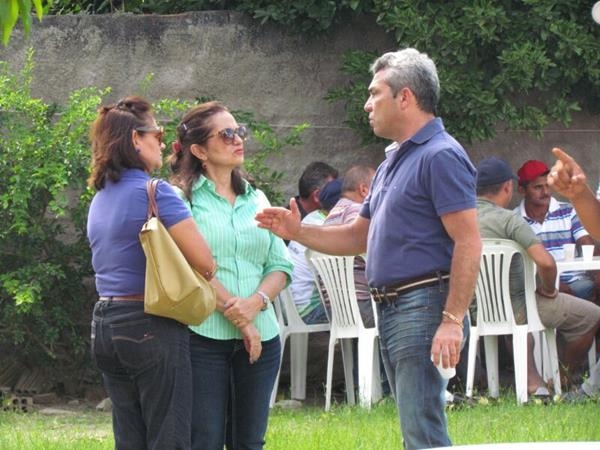 Prefeito Edílson Capote organiza reunião com autoridades e a população em geral - Imagem 44
