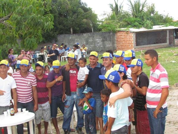 Prefeito Edílson Capote organiza reunião com autoridades e a população em geral - Imagem 15