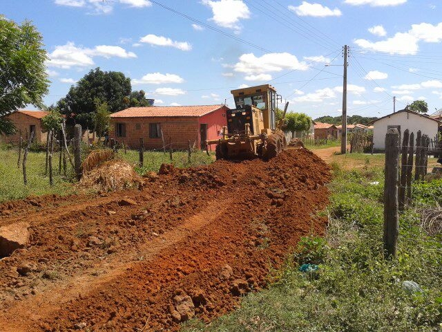 Prefeitura de Barras atende reivindicação de moradores - Imagem 15