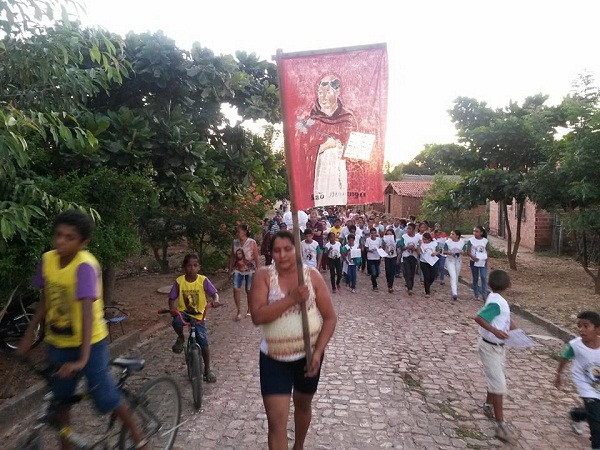 Começaram os Festejos de São Domingos no Bairro Piçarreira 