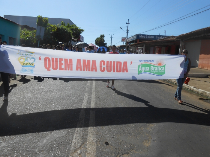 Prefeitura realiza mutirão de limpeza e instala lixeiras e bicicletários - Imagem 8