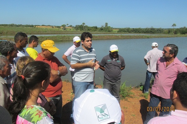 Manin Geronço leva piscicultores e agricultores para aula de campo em Esperantina - Imagem 5