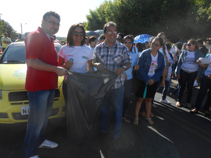 Prefeitura realiza mutirão de limpeza e instala lixeiras e bicicletários - Imagem 21