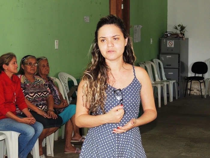 Grupo de idosos participa de festa junina - Imagem 15