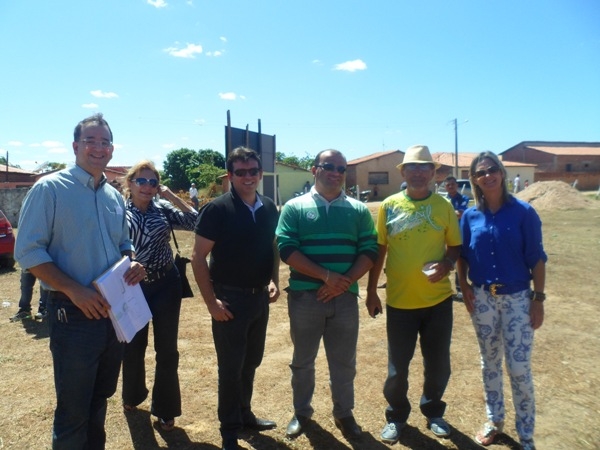 É assinada a ordem de serviços do Ginásio Poliesportivo do Bairro Lavanderia - Imagem 3