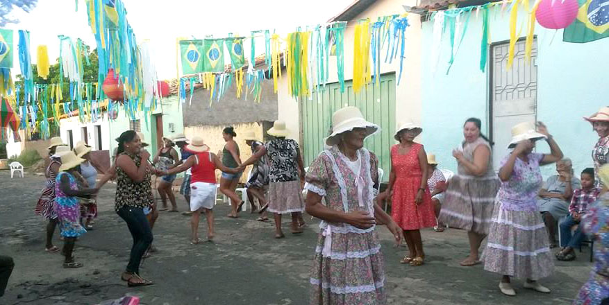 CRAS realiza festa junina com Grupos de Fortalecimento de Vínculos