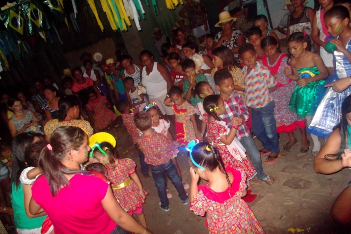 CRAS realiza festa junina com Grupos de Fortalecimento de Vínculos - Imagem 33