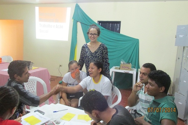 Lívia Queiroz reúne equipe do SEMTAS - Imagem 5