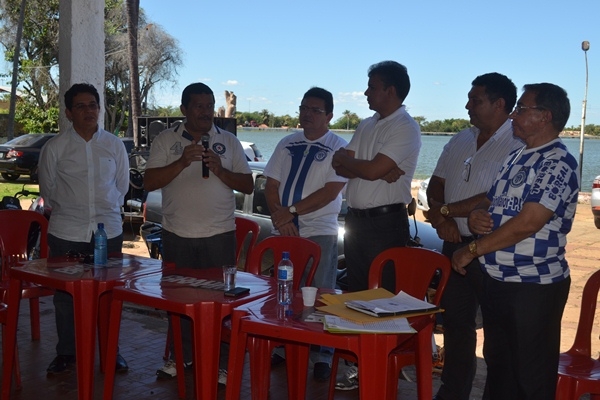  Prefeitura e Comercial celebram convênio para construção de centro de treinamentos - Imagem 3