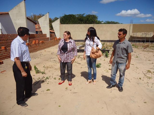 Prefeito Visitou Obras na localidade Brejo da Fortaleza - Imagem 24