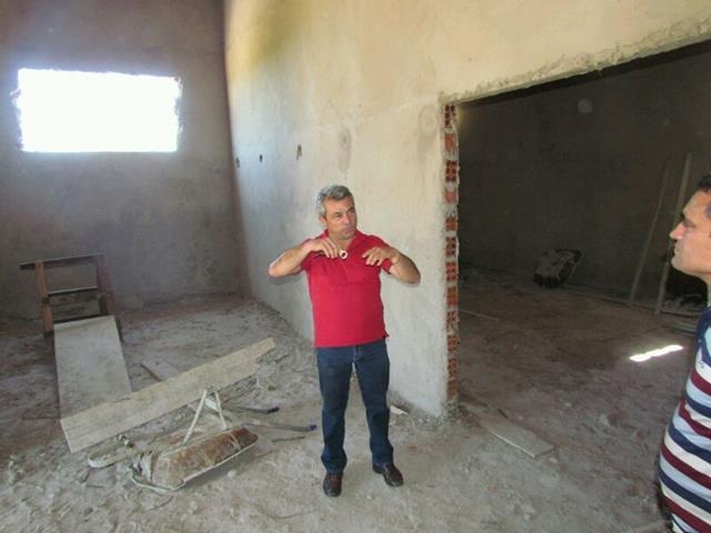 Prefeito Edílson Capote visita obras de matadouro público - Imagem 15