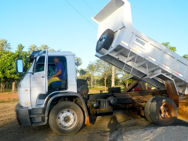 Mocambinho começa a receber a construção de Unidade de Saúde  e Quadra de Esporte - Imagem 13