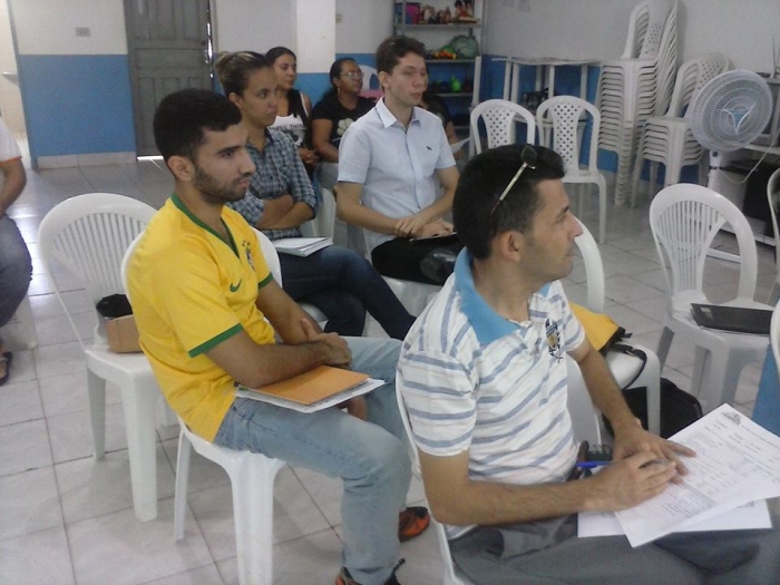 Profissionais do NASF e CRAS participam de reunião de trabalho. - Imagem 2