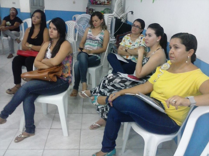 Profissionais do NASF e CRAS participam de reunião de trabalho. - Imagem 3