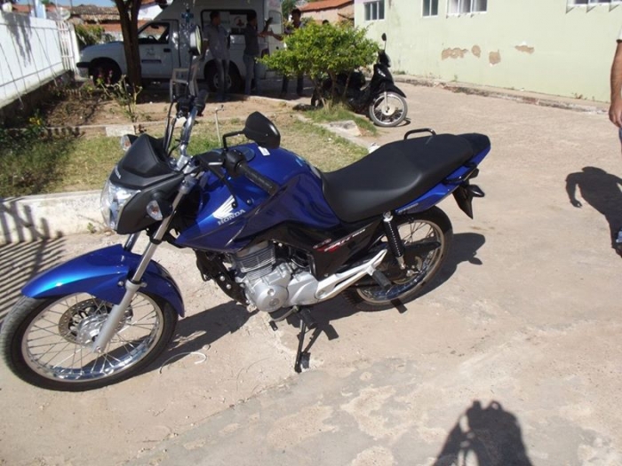 Atenção básica de Saúde de Francisco Ayres recebe veículos da Secretaria Municipal de Saúde  - Imagem 3