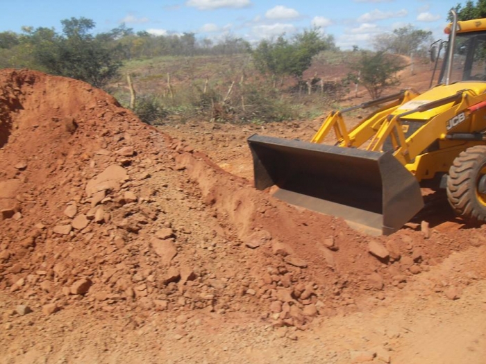 Mais estradas –recuperação da estrada de Telha. - Imagem 2