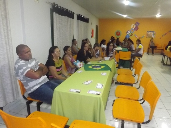 Monitores do PNAIC realizam formação de matemática com os professores  - Imagem 3