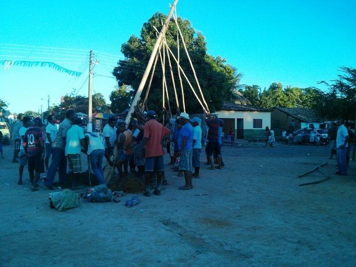 Levantamento do mastro, uma festa tradicional repassada de geração em geração - Imagem 5