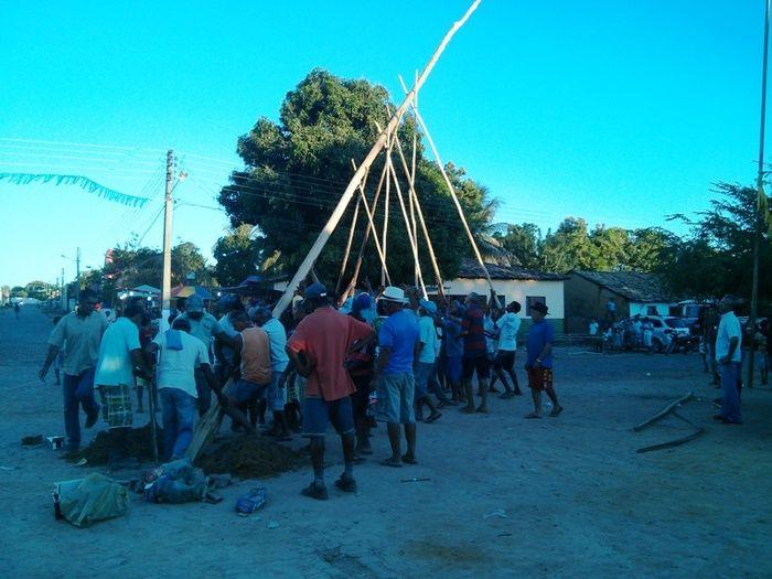 Levantamento do mastro, uma festa tradicional repassada de geração em geração - Imagem 4