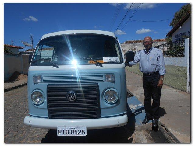 Prefeitura de Inhuma e Secretaria de Educação compram Kombi para transporte de professores - Imagem 1