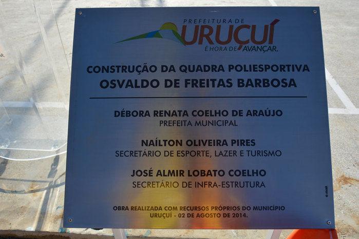 Prefeitura inaugura quadra poliesportiva na comunidade Tucuns em pleno festejo - Imagem 3
