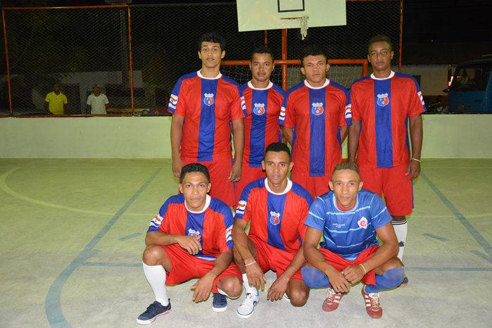 Prefeitura inaugura quadra poliesportiva na comunidade Tucuns em pleno festejo - Imagem 37