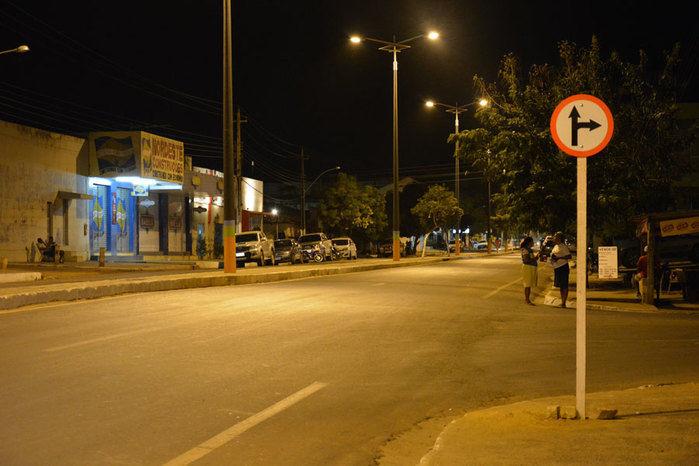 É iniciada a instalação de placas de trânsito em vias de Uruçuí - Imagem 5
