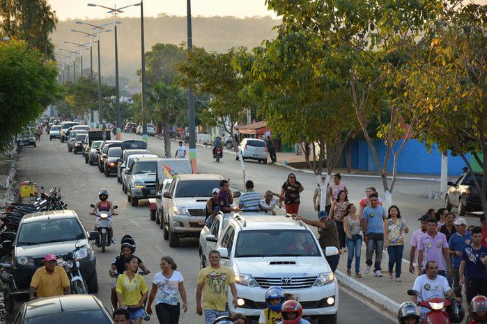 Comitê de campanha do PMDB é inaugurado com grande caminhada em Uruçuí - Imagem 29