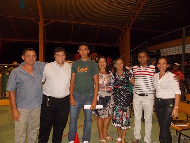 Prefeito Dr. Francisco inaugura Quadra Poliesportiva Coberta da Escola Genésio Moreira - Imagem 64