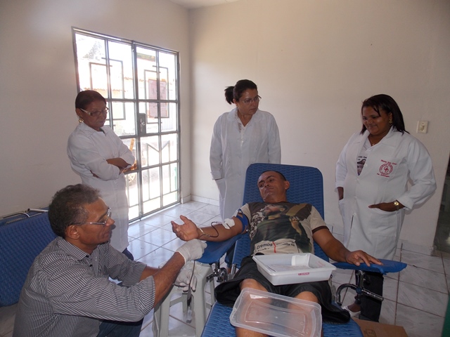 Secretaria municipal de Saúde e Hemopi de Floriano realizam campanha de doação de sangue - Imagem 7