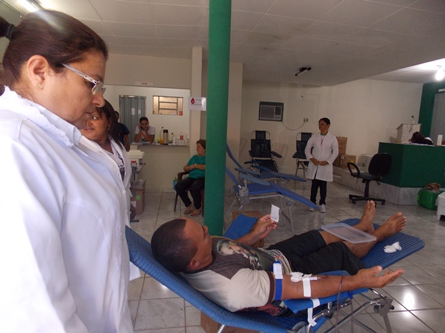 Secretaria municipal de Saúde e Hemopi de Floriano realizam campanha de doação de sangue - Imagem 9