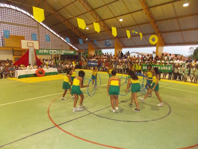 Prefeito Dr. Francisco inaugura Quadra Poliesportiva Coberta da Escola Genésio Moreira - Imagem 45