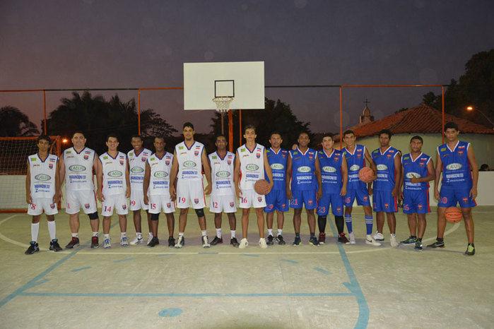 Prefeitura inaugura quadra poliesportiva na comunidade Tucuns em pleno festejo - Imagem 26