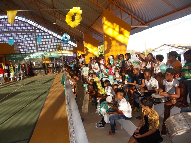 Prefeito Dr. Francisco inaugura Quadra Poliesportiva Coberta da Escola Genésio Moreira - Imagem 3