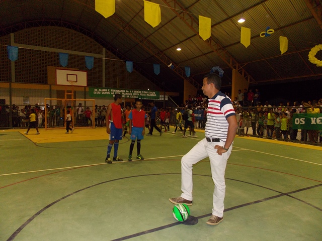 Prefeito Dr. Francisco inaugura Quadra Poliesportiva Coberta da Escola Genésio Moreira - Imagem 69
