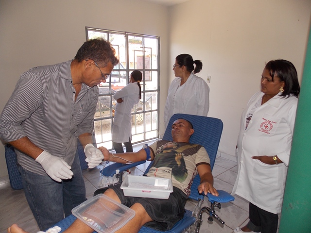 Secretaria municipal de Saúde e Hemopi de Floriano realizam campanha de doação de sangue - Imagem 5