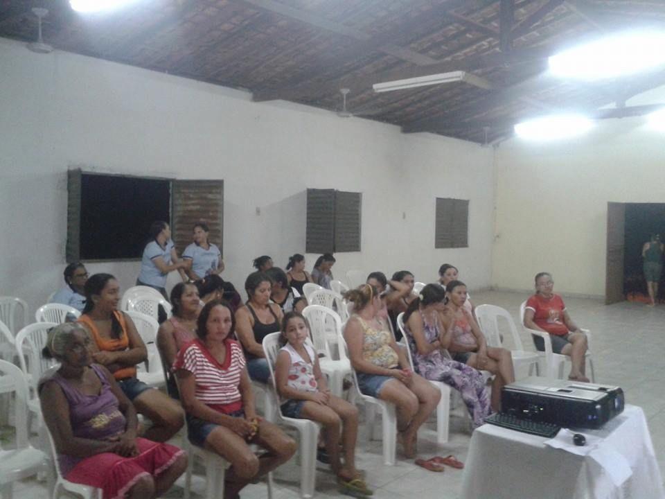  Projeto Cras nos Bairros realiza palestra na Vila Madá.