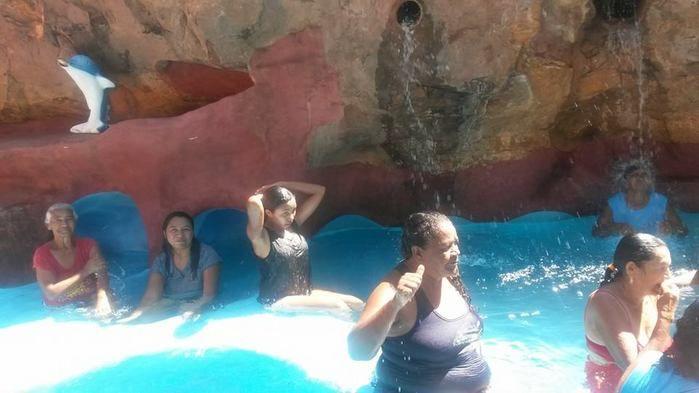 Idosos de Francinópolis participam de passeio na Fazenda Aleluia em Inhuma - PI - Imagem 6