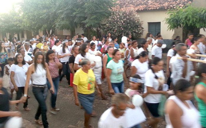 Caminhada pela paz abre Festejos religiosos de julho em Francinópolis - Imagem 1
