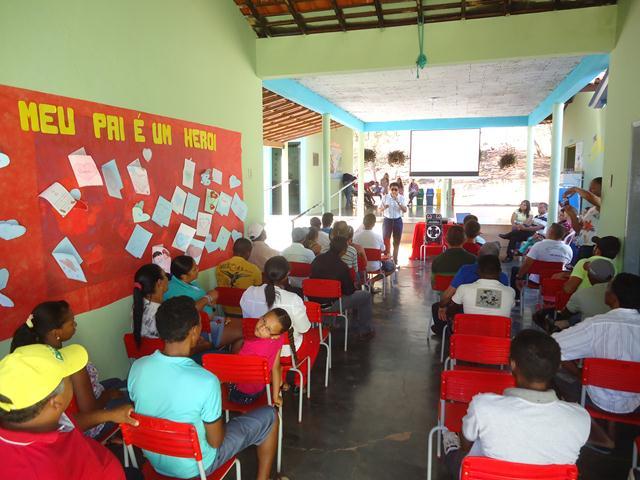 Escola Municipal Liberato Vieira realizou Homenagens aos Pais - Imagem 26