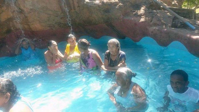 Idosos de Francinópolis participam de passeio na Fazenda Aleluia em Inhuma - PI - Imagem 8