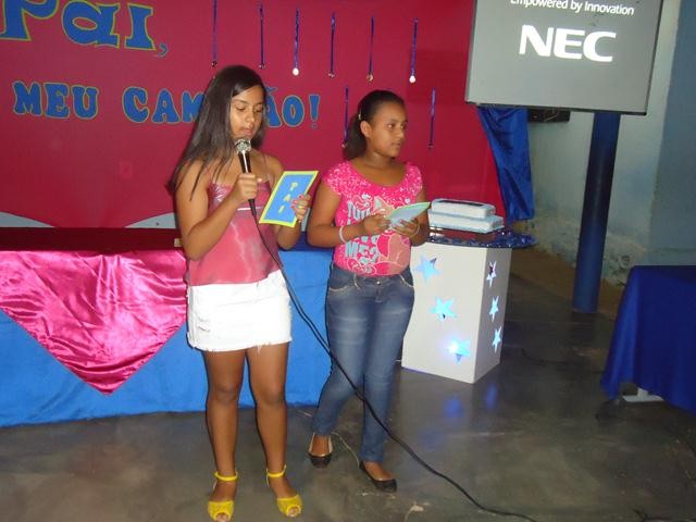 Pais Receberam Homenagem na Escola Santa Catarina - Imagem 38