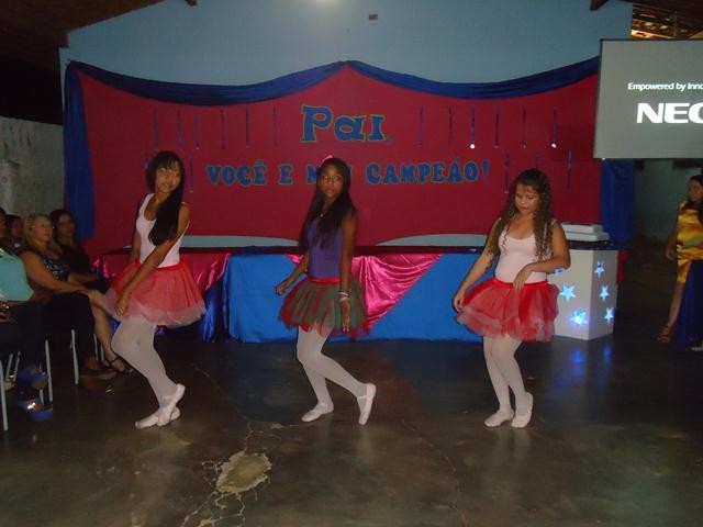 Pais Receberam Homenagem na Escola Santa Catarina - Imagem 24