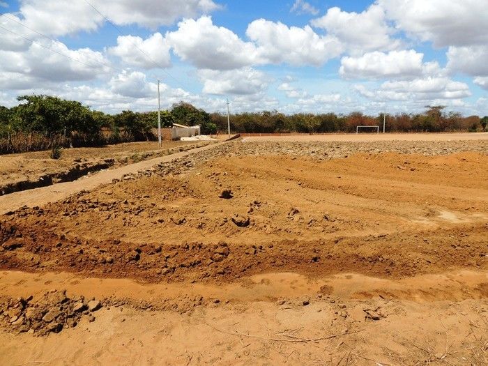 Campo de Saibro obra em fase bem acelerada - Imagem 5